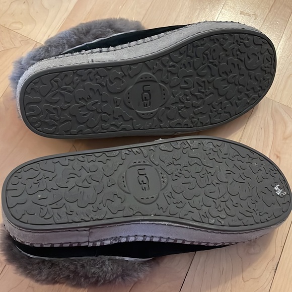 UGG WOMEN'S TAZZETTE SLIPPERS SIZE 9 - Picture 3 of 4